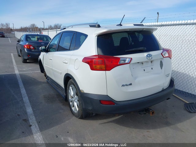 2015 Toyota Rav4 Limited მანქანა იყიდება აუქციონზე, vin: 2T3DFREV5FW252369, აუქციონის ნომერი: 12593504