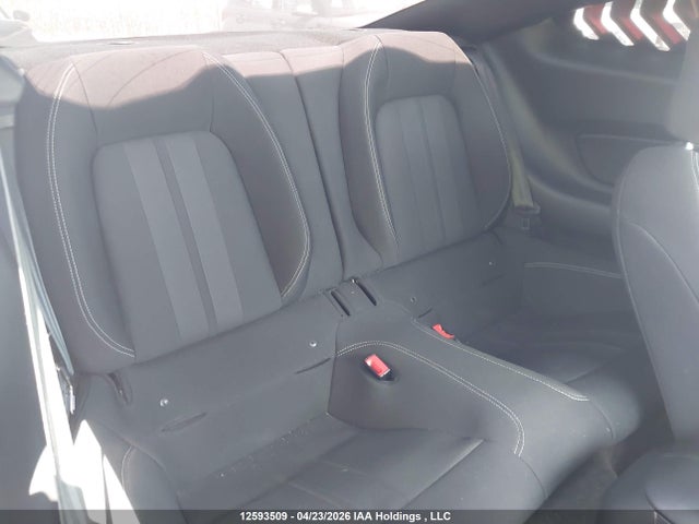 1FA6P8TH6K5105109 Ford Mustang