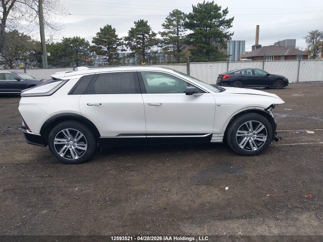 Cadillac Lyriq Tech 2024 1GYKPMRL4RZ105121 Image 14