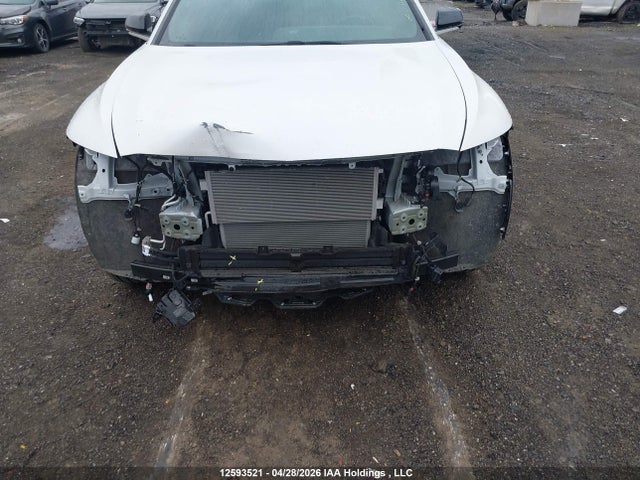 Cadillac Lyriq Tech 2024 1GYKPMRL4RZ105121 Image 6