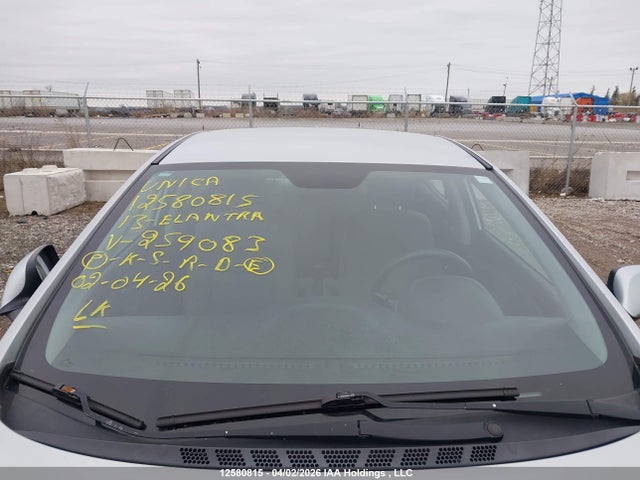 Продажа на аукционе авто 2013 Hyundai Elantra Gls/limited, vin: 5NPDH4AE1DH259083, номер лота: 12580815