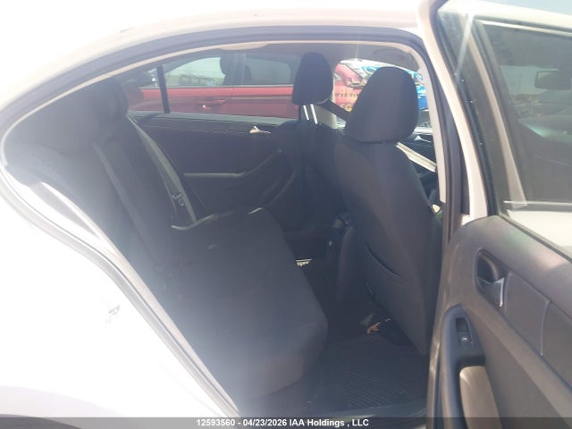 12593560 :رقم المزاد ، 3VWBK7AJ4BM077096 vin ، 2011 Volkswagen Jetta Se مزاد بيع
