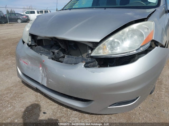 2009 Toyota Sienna Ce მანქანა იყიდება აუქციონზე, vin: 5TDZK29C19S245104, აუქციონის ნომერი: 12593573