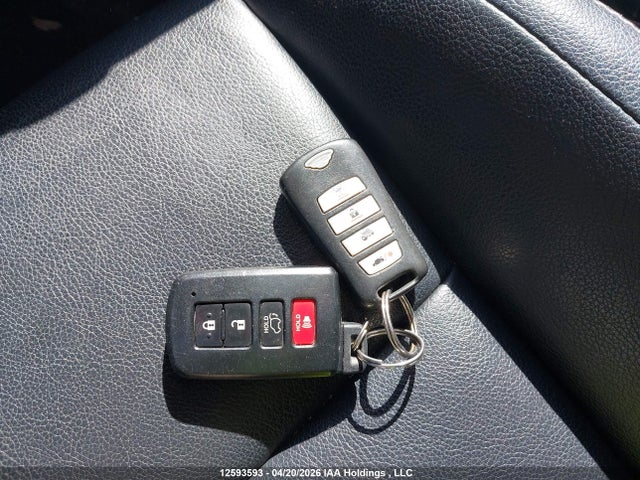 2013 Toyota Rav4 Limited მანქანა იყიდება აუქციონზე, vin: 2T3DFREV3DW021208, აუქციონის ნომერი: 12593593
