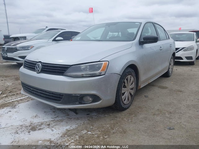 12593598 :رقم المزاد ، 3VW2K7AJ3DM448624 vin ، 2013 Volkswagen Jetta 2.0l Trendline/2.0l Trendline+ مزاد بيع