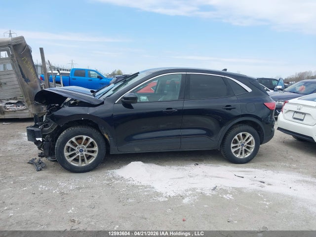 1FMCU9G60LUC31151 Ford ESCAPE SE