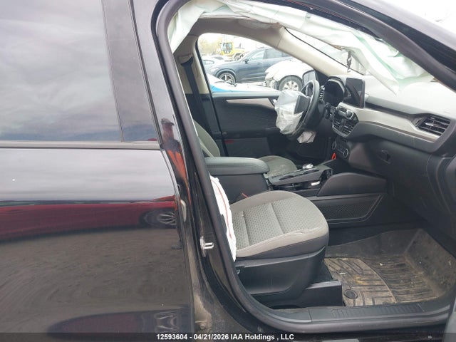 1FMCU9G60LUC31151 Ford ESCAPE SE