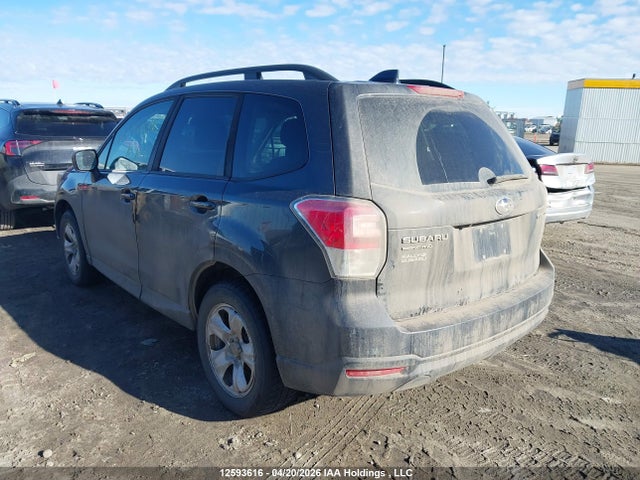 12593616 :رقم المزاد ، JF2SJEBC8JH443267 vin ، 2018 Subaru Forester 2.5i مزاد بيع