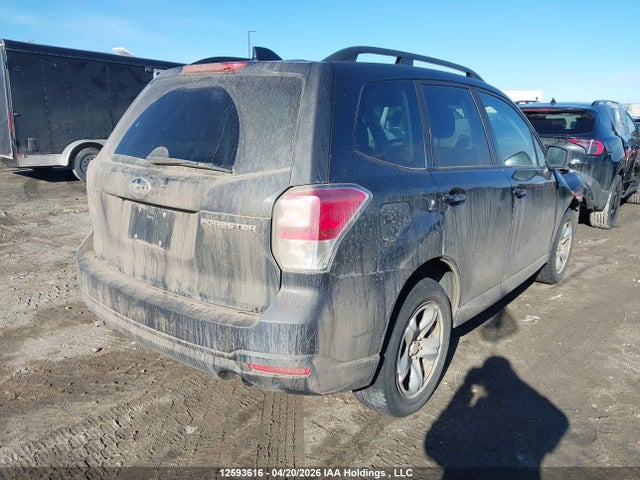 12593616 :رقم المزاد ، JF2SJEBC8JH443267 vin ، 2018 Subaru Forester 2.5i مزاد بيع