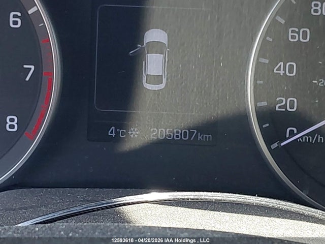 KMHD84LF1HU135831 Hyundai ELANTRA GL
