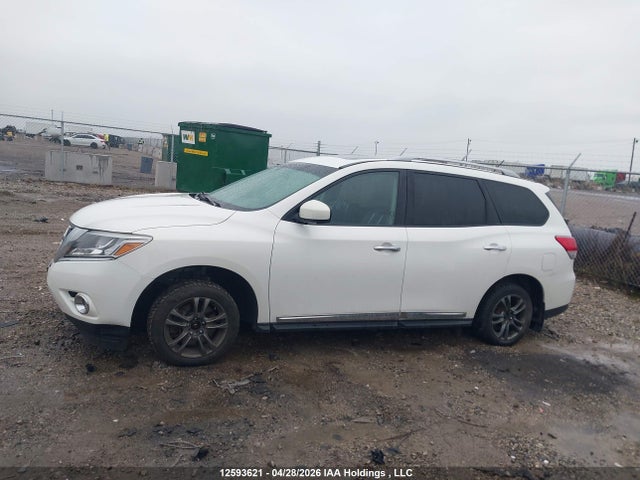 12593621 :رقم المزاد ، 5N1AR2MM7EC667801 vin ، 2014 Nissan Pathfinder مزاد بيع