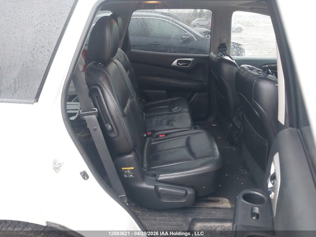 12593621 :رقم المزاد ، 5N1AR2MM7EC667801 vin ، 2014 Nissan Pathfinder مزاد بيع