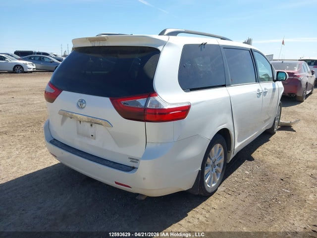5TDDK3DC2FS096950 Toyota Sienna Xle 7 Passenger