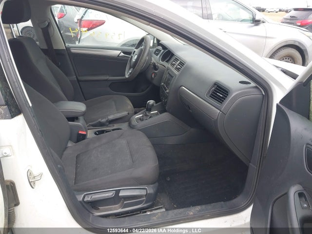 3VW2B7AJ6HM307598 Volkswagen JETTA S