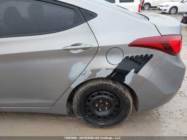 Продаж на аукціоні авто 2015 Hyundai Elantra Se/sport/limited, vin: KMHDH4AE6FU343498, номер лоту: 12593666