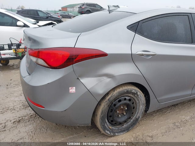 Продаж на аукціоні авто 2015 Hyundai Elantra Se/sport/limited, vin: KMHDH4AE6FU343498, номер лоту: 12593666