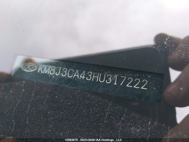 KM8J3CA43HU317222 Hyundai TUCSON SE