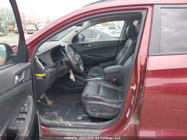 KM8J3CA43HU317222 Hyundai TUCSON SE