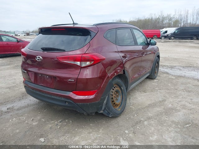KM8J3CA43HU317222 Hyundai TUCSON SE