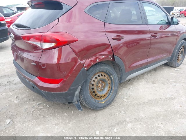 KM8J3CA43HU317222 Hyundai TUCSON SE