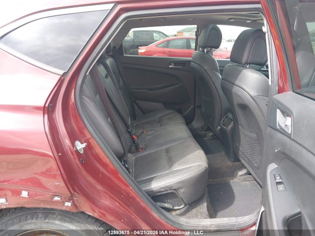 KM8J3CA43HU317222 Hyundai TUCSON SE