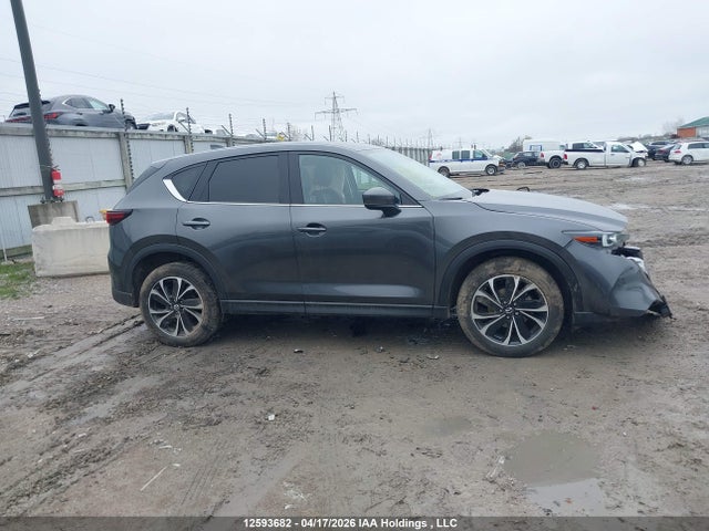2022 Mazda Cx-5 Premium მანქანა იყიდება აუქციონზე, vin: JM3KFBDM4N1521246, აუქციონის ნომერი: 12593682
