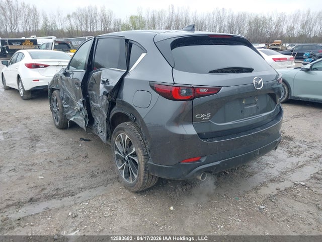 2022 Mazda Cx-5 Premium მანქანა იყიდება აუქციონზე, vin: JM3KFBDM4N1521246, აუქციონის ნომერი: 12593682