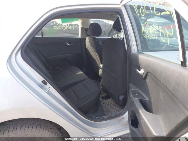 12593691 :رقم المزاد ، 3KPA25AD3ME404050 vin ، 2021 Kia Rio مزاد بيع