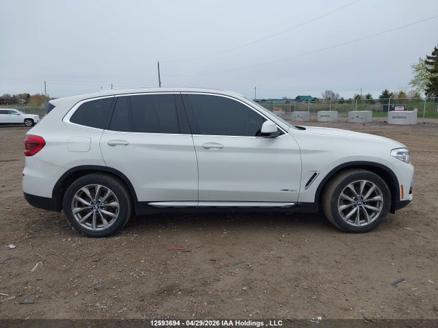 5UXTR9C58JLC79942 BMW X3 Xdrive30i