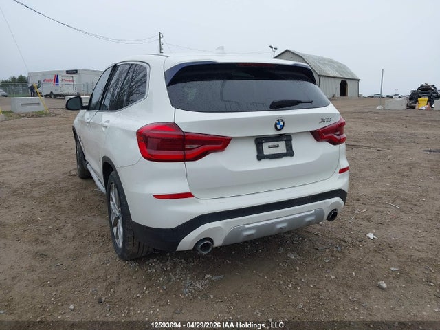 5UXTR9C58JLC79942 BMW X3 Xdrive30i