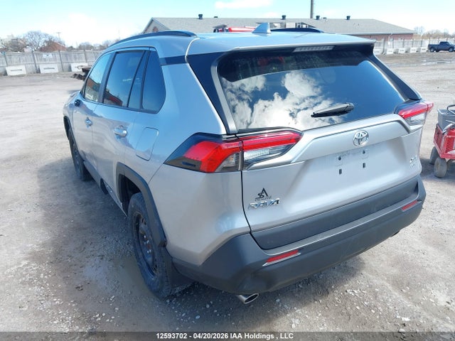 Toyota Rav4 Xle 2022 2T3R1RFVXNC279182 Image 3