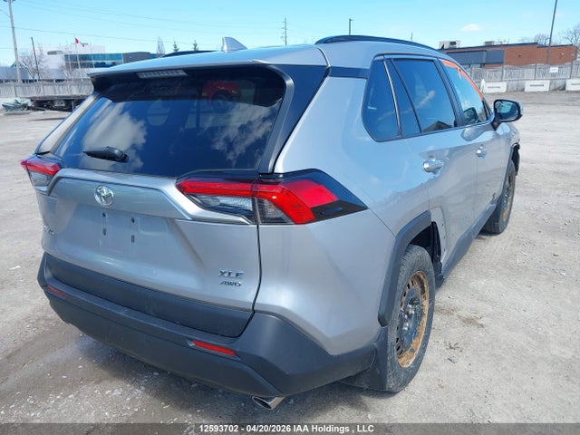 Toyota Rav4 Xle 2022 2T3R1RFVXNC279182 Image 4