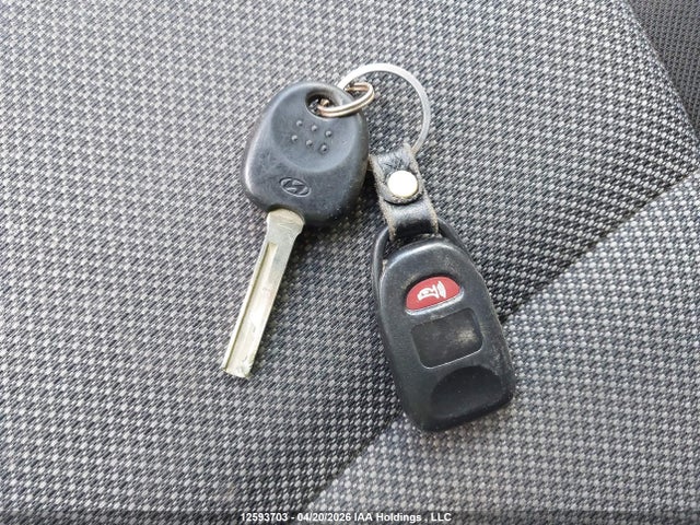 12593703 :رقم المزاد ، KMHCT5AE0DU113257 vin ، 2013 Hyundai Accent Gl مزاد بيع