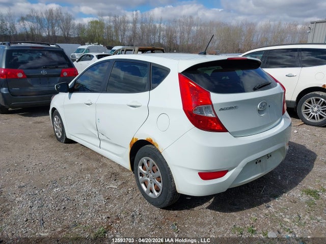 12593703 :رقم المزاد ، KMHCT5AE0DU113257 vin ، 2013 Hyundai Accent Gl مزاد بيع