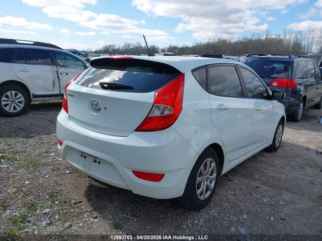 12593703 :رقم المزاد ، KMHCT5AE0DU113257 vin ، 2013 Hyundai Accent Gl مزاد بيع