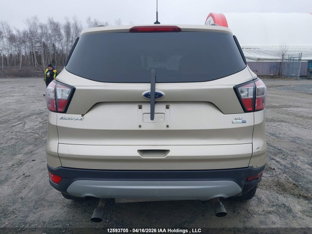 1FMCU9GD8HUE79749 Ford ESCAPE SE