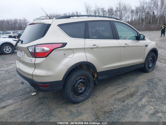 1FMCU9GD8HUE79749 Ford ESCAPE SE