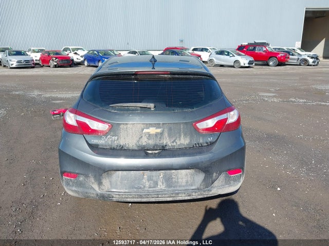 12593717 :رقم المزاد ، 3G1BE6SM6HS537000 vin ، 2017 Chevrolet Cruze مزاد بيع
