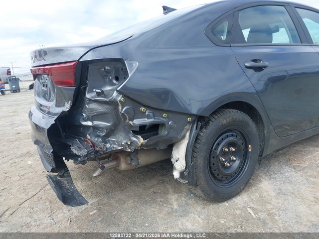 3KPF24AD6PE651695 KIA FORTE LX