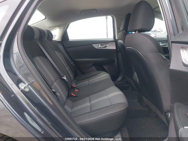3KPF24AD6PE651695 KIA FORTE LX