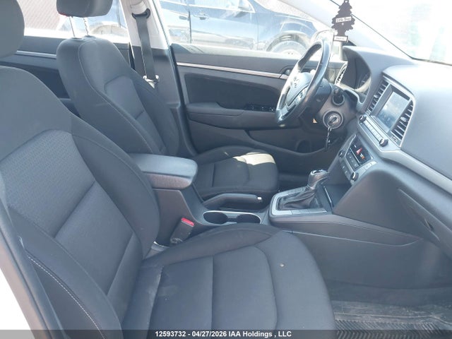 KMHD84LF1HU335995 Hyundai ELANTRA GL
