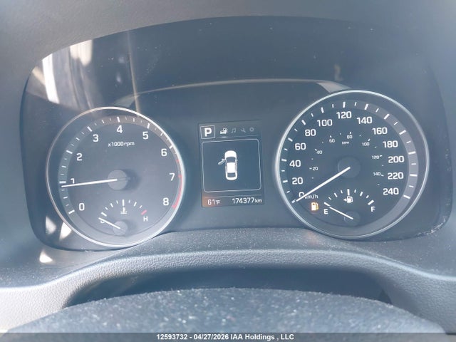 KMHD84LF1HU335995 Hyundai ELANTRA GL