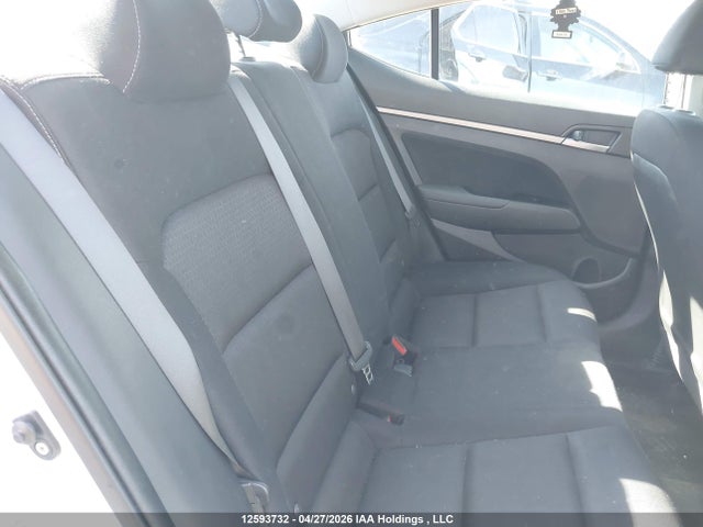 KMHD84LF1HU335995 Hyundai ELANTRA GL