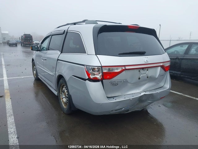 2011 Honda Odyssey Touring მანქანა იყიდება აუქციონზე, vin: 5FNRL5H98BB508641, აუქციონის ნომერი: 12593734
