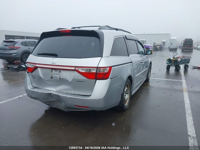 2011 Honda Odyssey Touring მანქანა იყიდება აუქციონზე, vin: 5FNRL5H98BB508641, აუქციონის ნომერი: 12593734