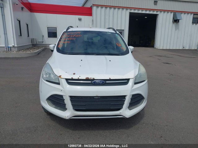 1FMCU9G96GUB09314 Ford ESCAPE SE
