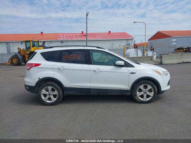 1FMCU9G96GUB09314 Ford ESCAPE SE
