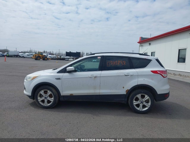1FMCU9G96GUB09314 Ford ESCAPE SE