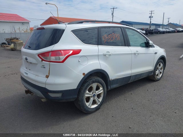 1FMCU9G96GUB09314 Ford ESCAPE SE