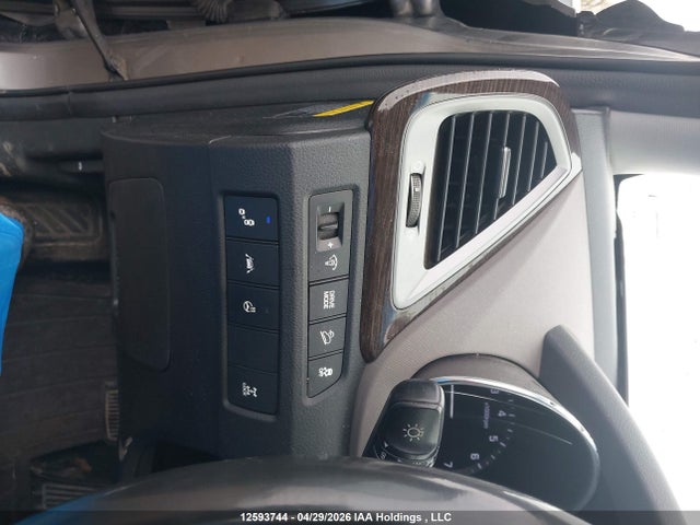 5XYZUDLA8JG520367 Hyundai Santa Fe Sport 2.0t Ultimate
